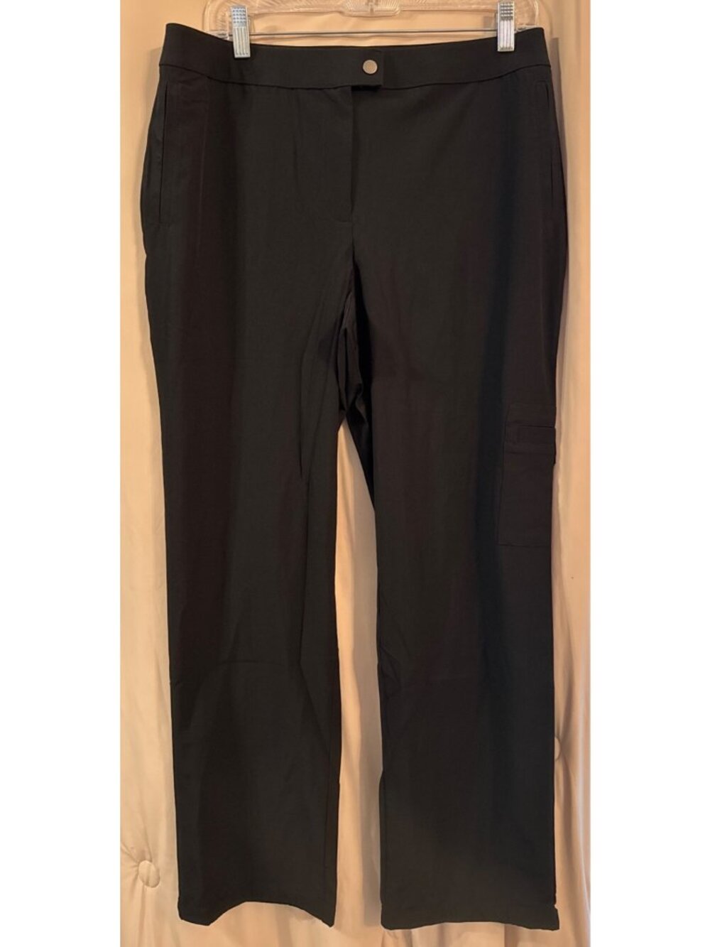 Black Zenergy Chico's Neema Casey Cargo Pants Sz 1